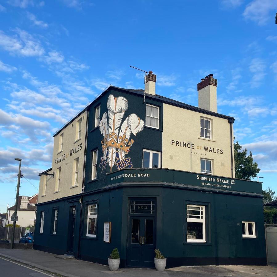 The Prince Of Wales Reigate Extérieur photo