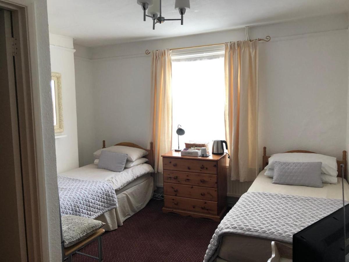 The Prince Of Wales Reigate Extérieur photo